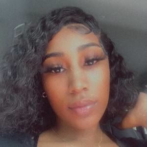 Meet your Posher, Akira